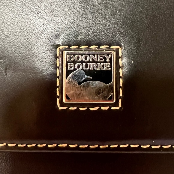 Dooney & Bourke vintage small wallet. - Picture 4 of 5